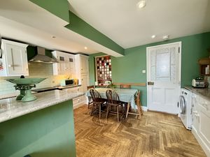 Photo 18- click for photo gallery